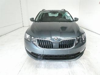 Skoda Octavia AMBITION picture 2