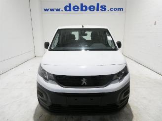 uszkodzony samochody osobowe Peugeot Rifter 1.5D ACCESS 2020/11