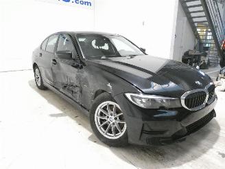 BMW 3-serie 2.0D  D picture 13