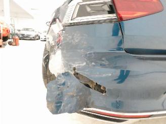 Volkswagen Passat GTE picture 7