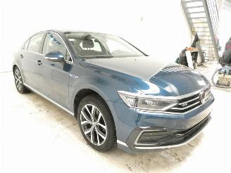 Volkswagen Passat GTE picture 10