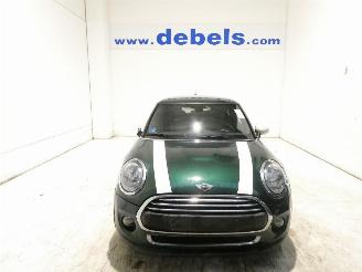 krockskadad bil auto Mini One 1.5 2018/3