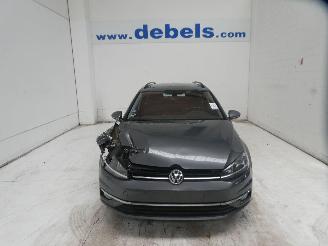 krockskadad bil auto Volkswagen Golf VARIANT COMFORT 2017/3
