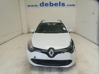 Damaged car Renault Clio IV GRANDTOUR AU 2016/4