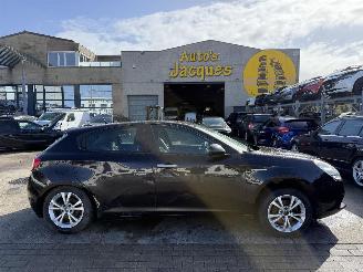 uszkodzony samochody osobowe Alfa Romeo Giulietta 1.6 MTJD 2013/12
