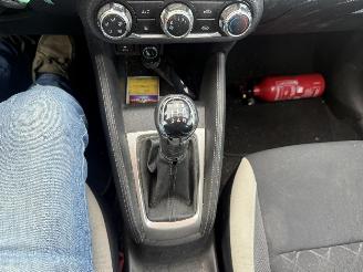 Nissan Micra 0.9 IG-T N-CONNECTA picture 22