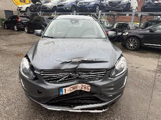 Volvo Xc-60 MOMENTUM AWD picture 3