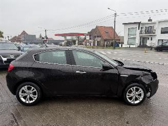 Alfa Romeo Giulietta 1.6 MTJD picture 4