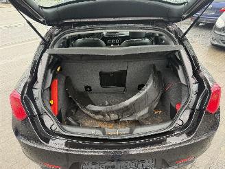 Alfa Romeo Giulietta 1.6 MTJD picture 23