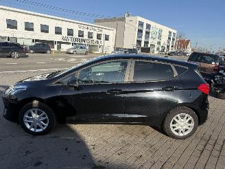 Ford Fiesta 1.0I picture 6