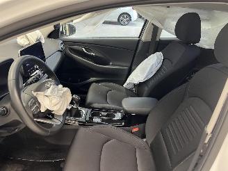 Hyundai I-30  picture 10