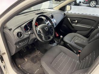 Dacia Logan  picture 10