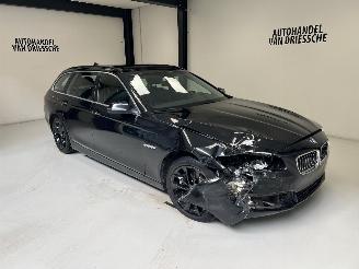 Voiture accidenté BMW 5-serie AUTOMAAT/PANORAMA 2017/1