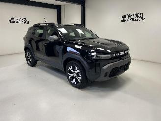 krockskadad bil auto Dacia Duster  2025/7