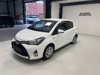 Toyota Yaris HYBRIDE picture 7