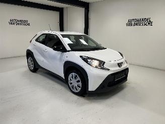 skadebil auto Toyota Aygo X PLAY 2024/2