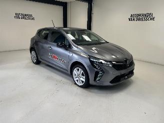 skadebil auto Renault Clio  2025/3