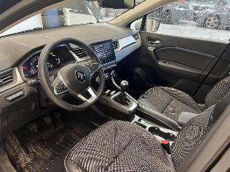 Renault Captur INTENS picture 12