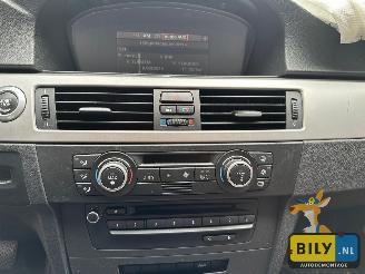 BMW 3-serie E90 320D sparkling-graphit metallic picture 10