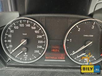 BMW 3-serie E90 320D sparkling-graphit metallic picture 7