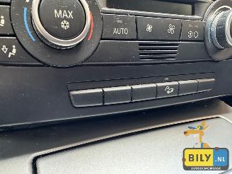 BMW 3-serie E90 325IX N52B25 Black- sapphire metallic picture 10