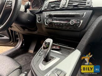 BMW 3-serie F31 320XD N47D20C Black sapphire metallic picture 25