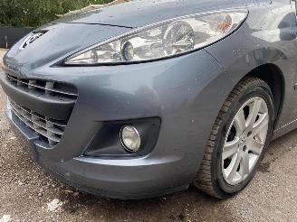 Peugeot 207 CC SPORT picture 8