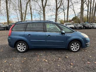 Vaurioauto  passenger cars Citroën C4-picasso PICASSO EXCLUSIVE 2010/10