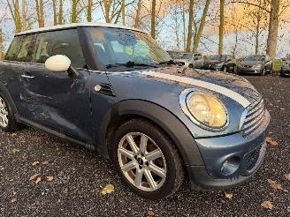 Mini Cooper D picture 3