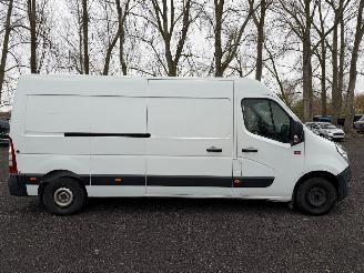 krockskadad bil vrachtwagen Renault Master MASTER 2016/3