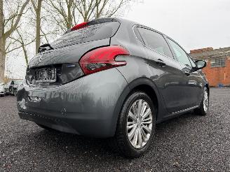 Peugeot 208 ALLURE picture 16