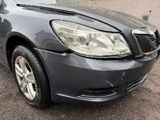 Skoda Octavia AMBIENTE picture 3