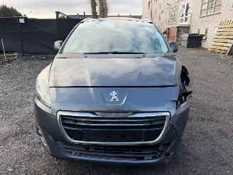 Peugeot 5008 ALLURE picture 12