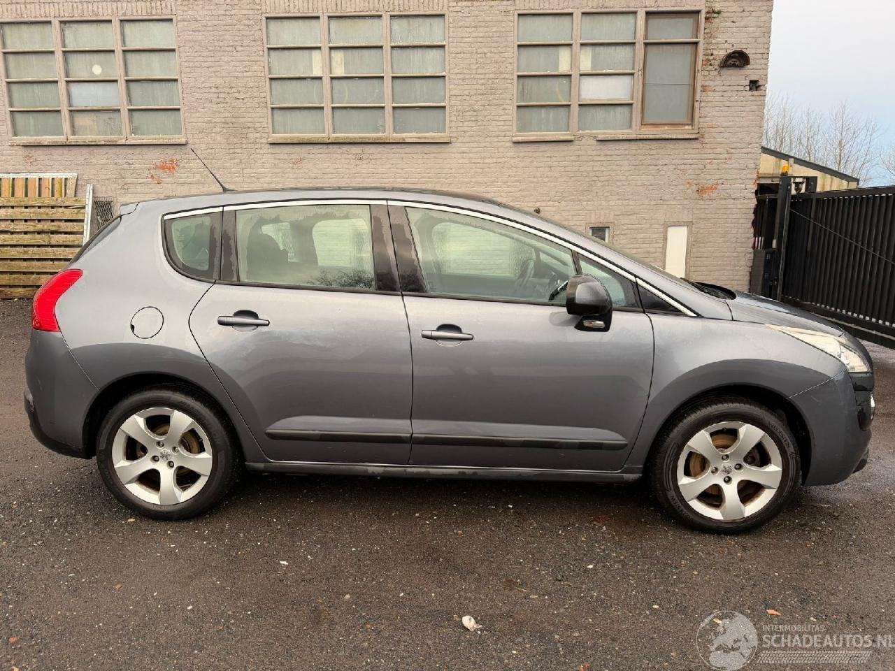 Peugeot 3008 PREMIUM