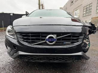 Volvo V-60 V 60 R-DESIGN picture 4