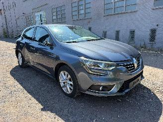 Renault Mégane IV INTENS picture 2