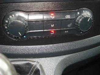 Mercedes Vito EURO 6  111CDI 84KW L2-H1 AIRCO picture 13