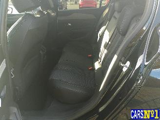 Peugeot 308  picture 17