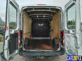 Ford Transit  picture 10