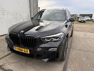 Vaurioauto  passenger cars BMW X5 45e High Executive M-Sport 2020/12