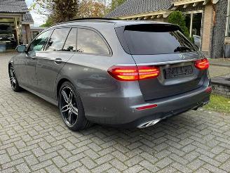Mercedes E-klasse 220 d AMG LINE PANORAMADAK NICHT WIDESCREEN LED picture 3