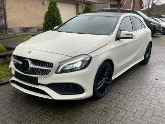 Auto incidentate Mercedes A-klasse 180 d AMG LINE PANO NAVI CAMERA 2018/9