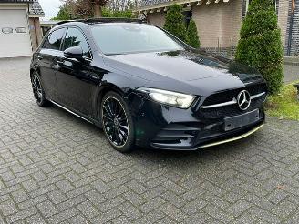 Auto incidentate Mercedes A-klasse 180 d AMG LINE EDITION PANO NAVI NIGHT 2019/6