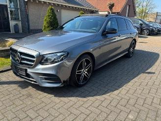 Damaged car Mercedes E-klasse 300 de AMG LINE PANO WIDESCREEN NIGHT 2019/11