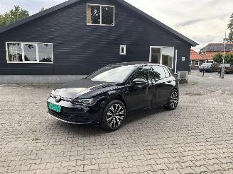 Volkswagen Golf VIII 1.5 PANO CLIMA CAMERA LED 18 Inch B.J 2023 2023/4