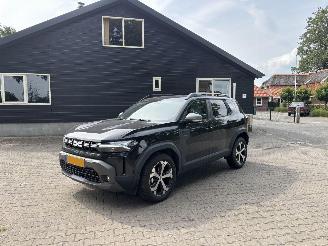 skadebil auto Dacia Duster NEW MODEL 1.2 HYBRIDE 130 PK NAVI CLIMA CAMERA LED VIRTUEEL DASH B.J 2025 2025/2