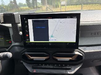 Dacia Duster HYBRIDE AUTOMAAT NAVI CLIMA CAMERA LED B.J 12-2024 picture 18