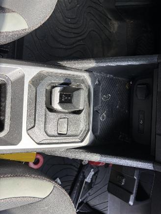 Dacia Duster HYBRIDE 1.6  AUTOMAAT NAVI CLIMA CAMERA LED B.J 12-2024 picture 20