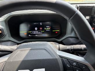 Dacia Duster HYBRIDE 1.6  AUTOMAAT NAVI CLIMA CAMERA LED B.J 12-2024 picture 17