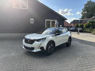 skadebil auto Peugeot 2008 GT LINE AUTOMAAT NAVI CLIMA CAMERA LED CRUISE B.J 2022 2022/5